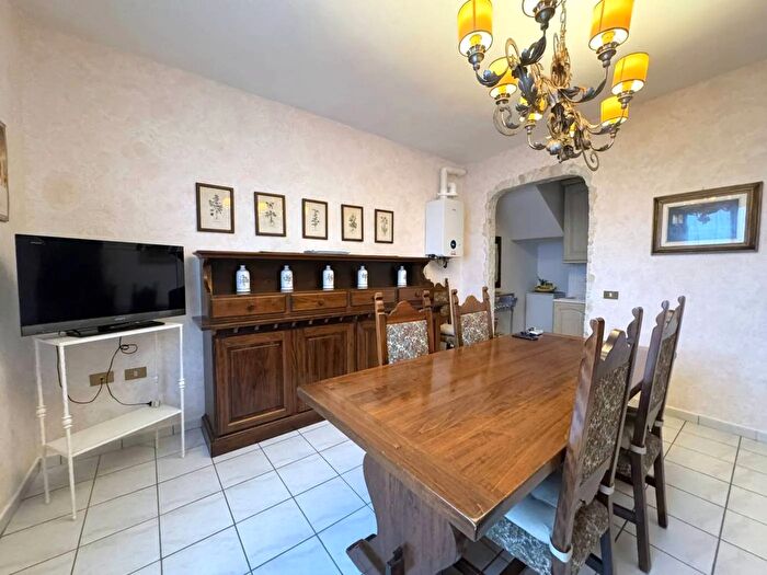 Casa con 8 locali in vendita in Riviera Guglielmo Marconi, Loreo