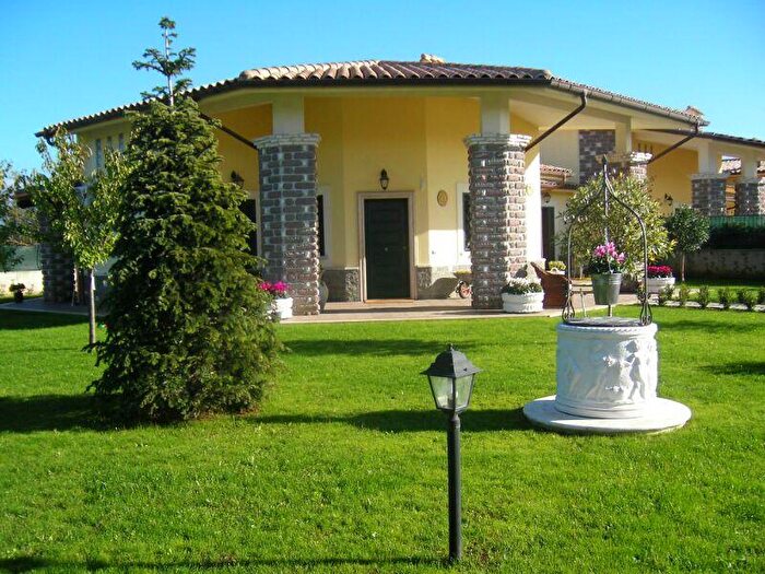 Casa quadrilocale in vendita in Via Bologna, Fiano Romano