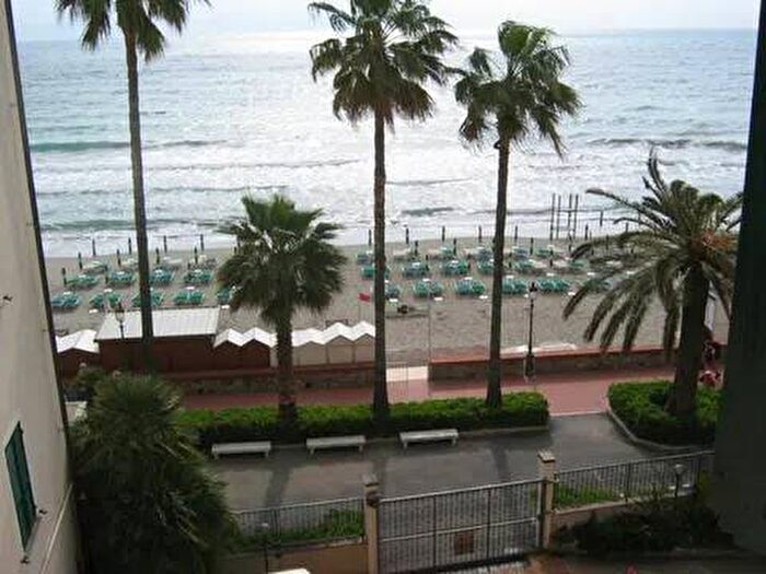 Appartamento monolocale in affitto in Laigueglia
