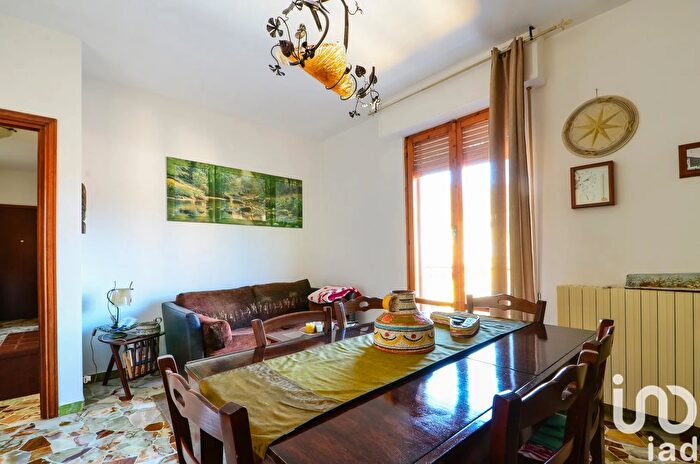 Appartamento con 5 locali in vendita in Via Gramsci, Cengio