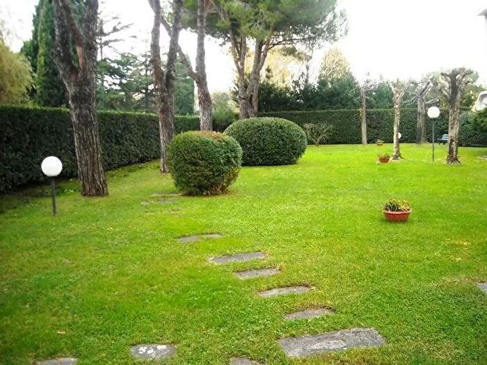 Appartamento con 5 locali in vendita in Seravezza