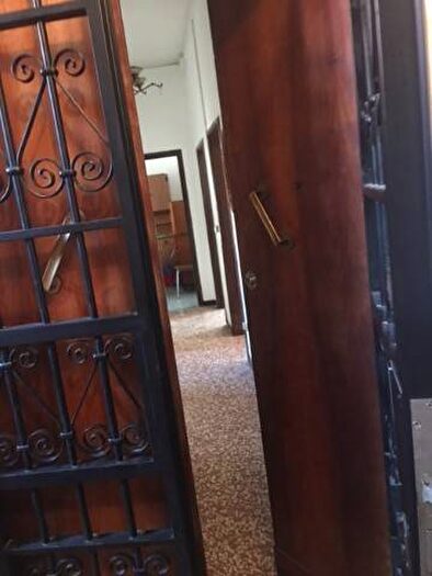 Appartamento quadrilocale in affitto in Saffi, Bologna