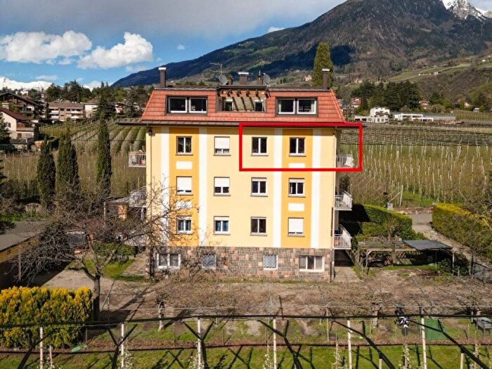 Appartamento trilocale in affitto in Via Hagen, Centro, Merano