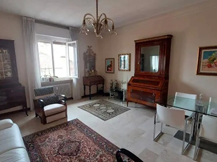 Appartamento trilocale in vendita in Via Campagna, Piacenza