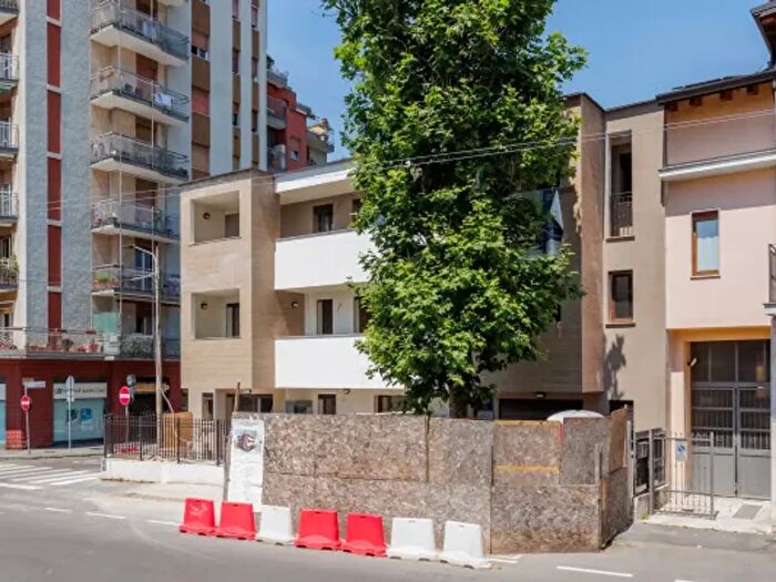 Appartamento trilocale in vendita in Via Aprile, Cinisello Balsamo