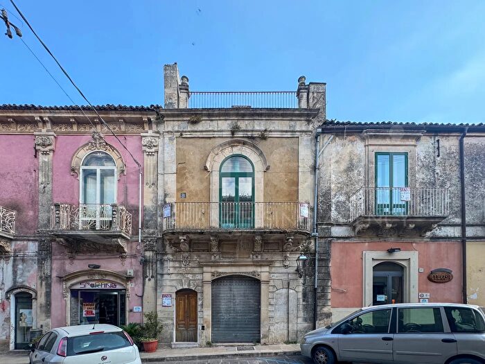 Casa con 5 locali in vendita in Corso Vittorio Emanuele, Palazzolo Acreide