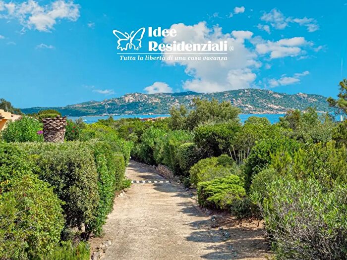 Appartamento trilocale in affitto in Vecchio Marino, Palau