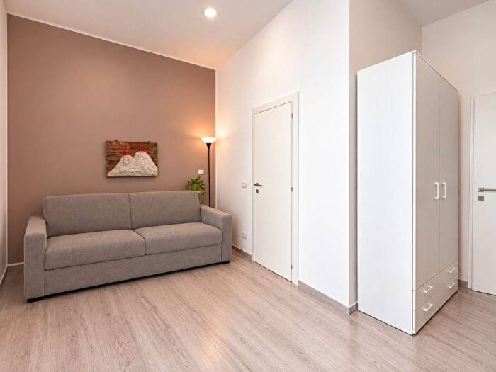 Appartamento monolocale in affitto in Via Cardinale Guglielmo Sanfelice, Porto Municipio, Napoli