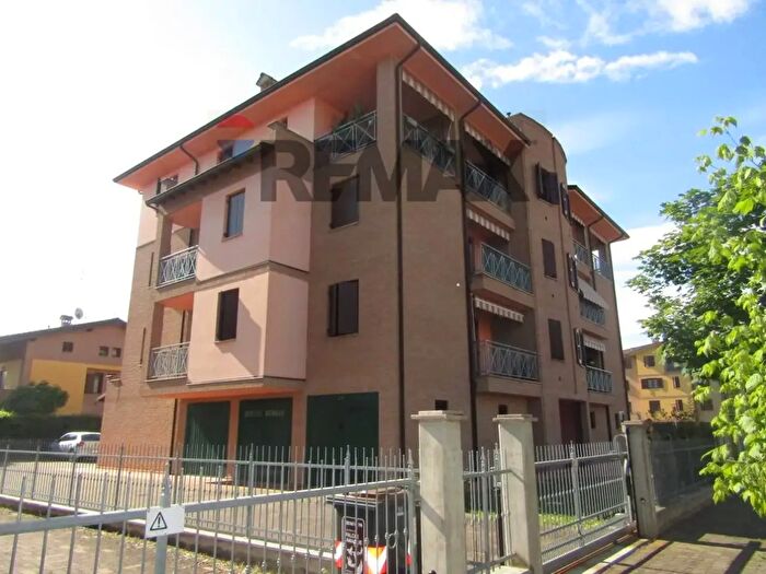 Appartamento bilocale in vendita in Via Guardassoni, Valsamoggia