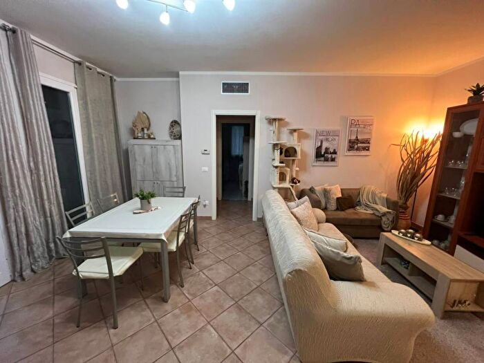 Appartamento trilocale in affitto in Borgo Virgilio