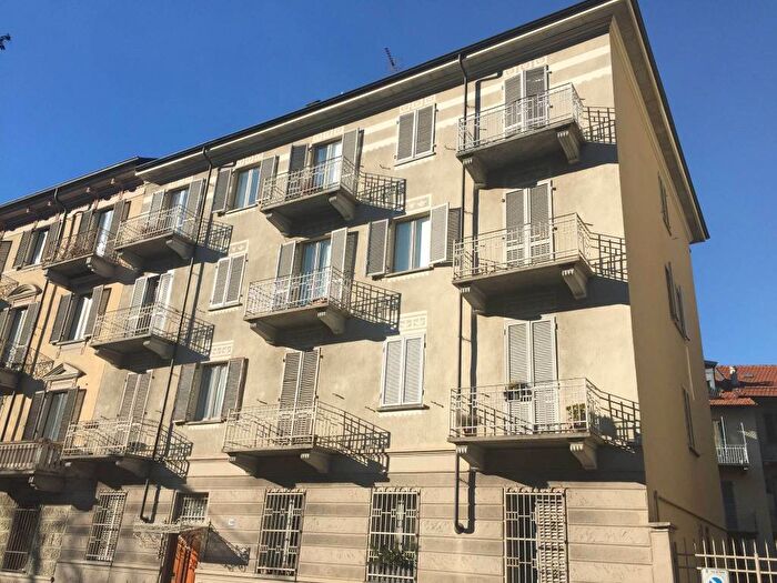 Appartamento trilocale in affitto in Corso Giovanni Lanza, Gran Madre Crimea, Torino