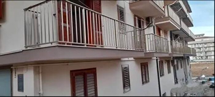 Appartamento con 5 locali in vendita in Via Rovere, Scicli