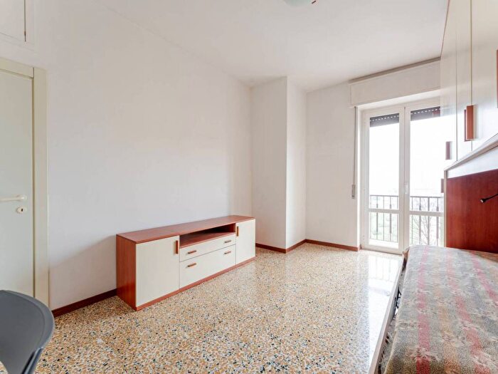 Appartamento monolocale in affitto in Via Broni, Vigentino Fatima, Milano