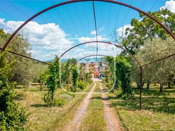 Casa con 6 locali in vendita in Via Santa Apollaria, Zagarolo
