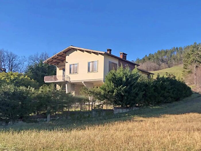 Casa con 6 locali in vendita in Via Costa, Val Di Nizza