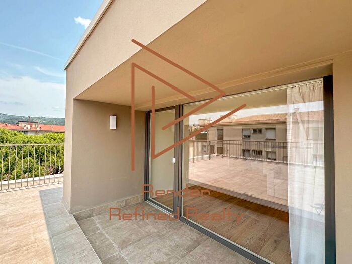 Casa con 5 locali in affitto in Via Alessandro dAncona, Coverciano, Firenze