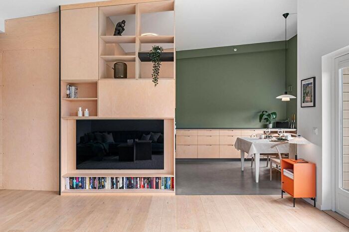 Case in Vendita e in Affitto - 3