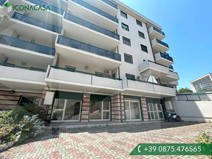 Appartamento trilocale in vendita in Via Giappone, Termoli