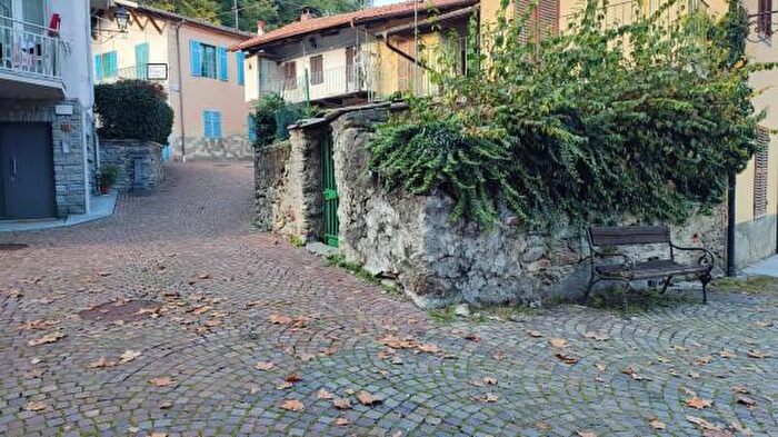 Casa con 6 locali in vendita in Via Borgo Vecchio, Sanfront