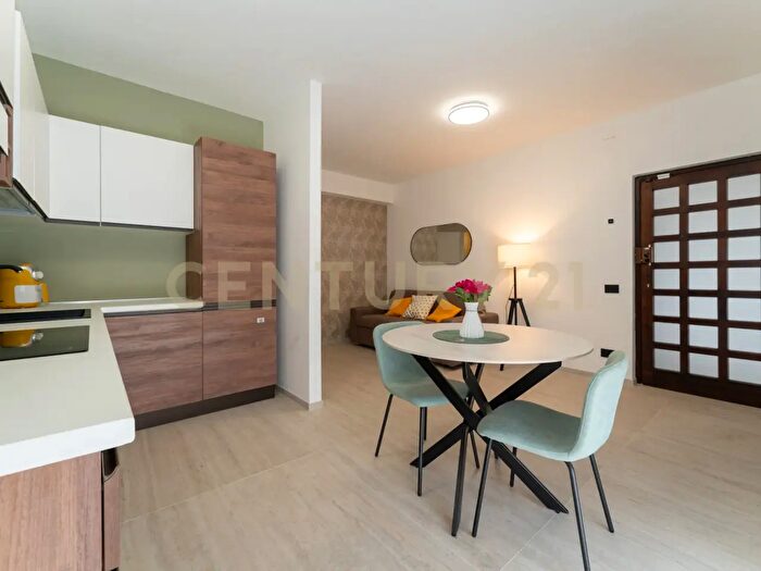 Appartamento bilocale in affitto in Via Vampolieri, Aci Castello