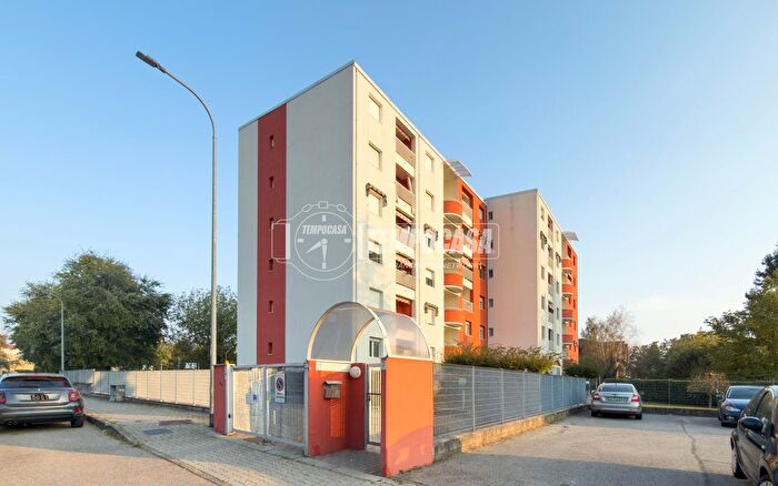 Appartamento quadrilocale in vendita in Via Pietro Nenni a, Trofarello