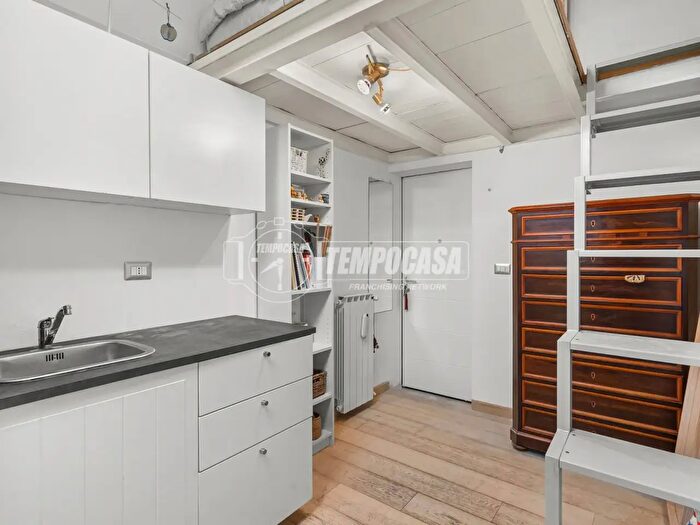 Appartamento monolocale in affitto in Via Ampere, Milano