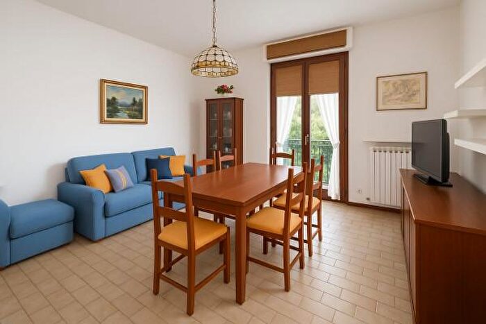 Appartamento con 5 locali in vendita in Monsano