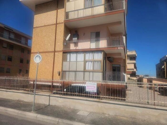 Appartamento trilocale in affitto in Francesco Chiesa San Mich, Latina