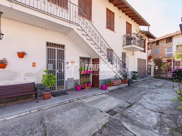 Appartamento bilocale in vendita in Via dei Mulini, Vigevano