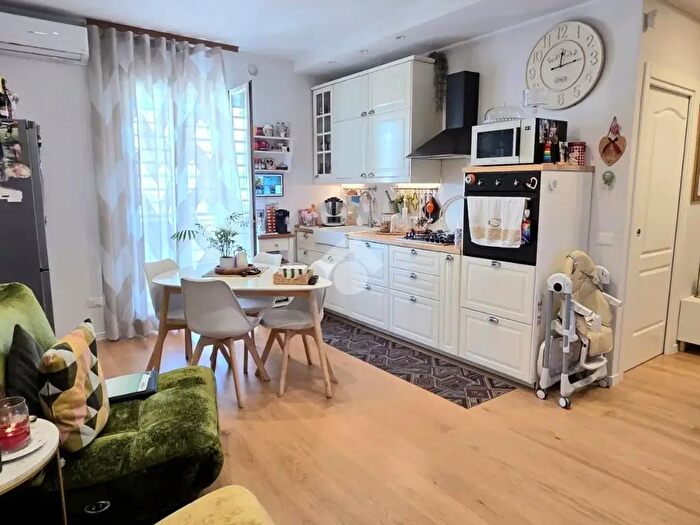 Appartamento bilocale in vendita in Via Monte Grappa, Bari