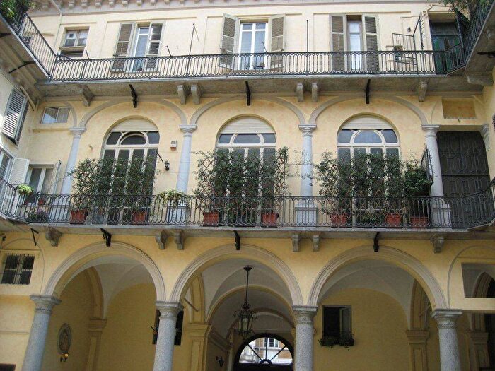 Appartamento bilocale in affitto in Via della Consolata, Quadrilatero Romano, Torino