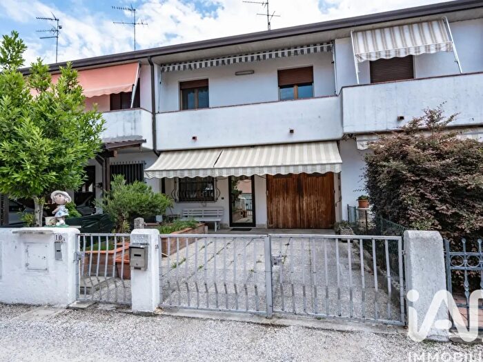 Casa quadrilocale in vendita in Piazza P Togliatti, Fiscaglia