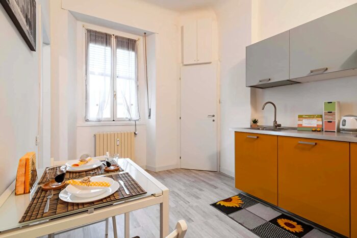 Appartamento monolocale in affitto in Piazza Angilberto II, Milano