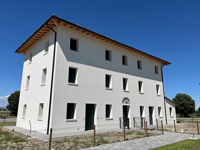 Appartamento quadrilocale in vendita in Via Riviera Comm Armando Furlanis, Concordia Sagittaria