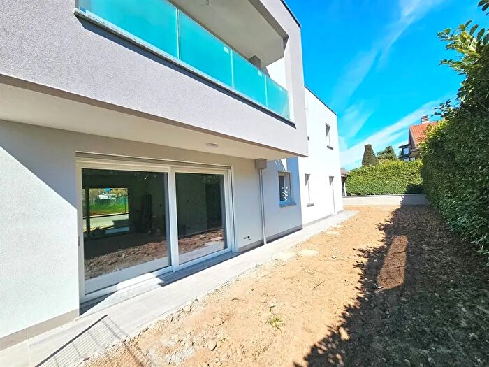 Appartamento quadrilocale in vendita in Via Trieste, Cesate