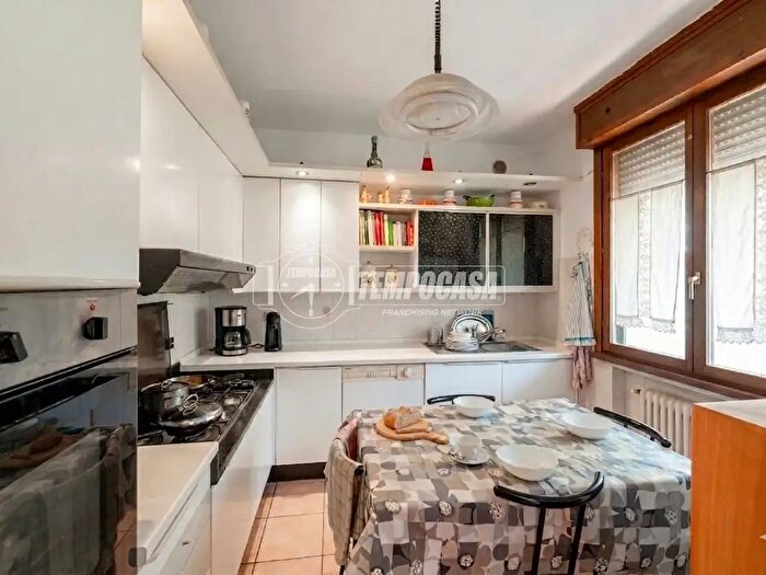 Casa con 5 locali in vendita in Fidenza