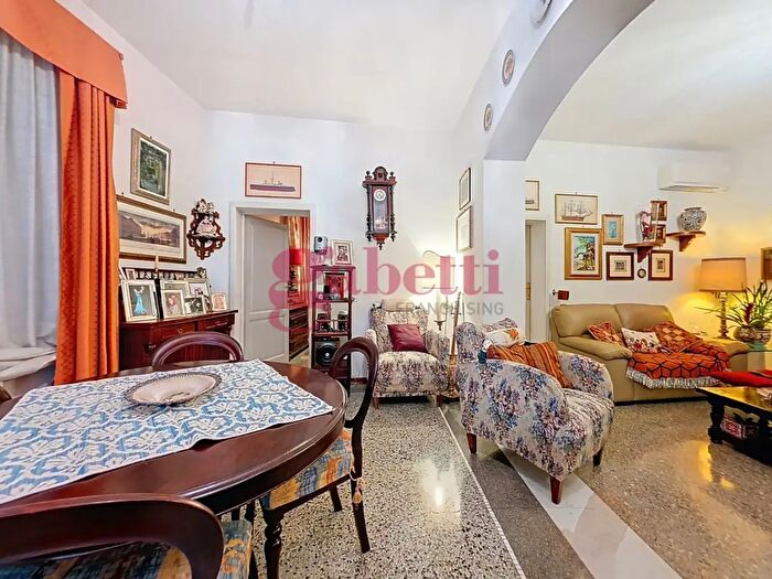 Appartamento quadrilocale in vendita in Via Aldo Moro, Pisa