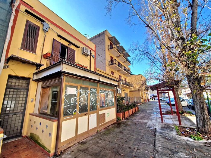 Appartamento trilocale in vendita in Via Mater Dolorosa, Palermo