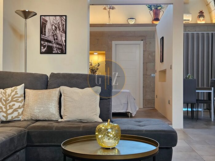 Casa bilocale in vendita in Via Giuseppe Mazzini, Martano