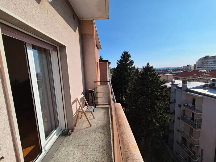 Appartamento trilocale in affitto in Vicolo delle Primule, Cologna Università, Trieste