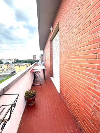 Appartamento quadrilocale in vendita in Via Giacomo di Castelnuovo, Livorno