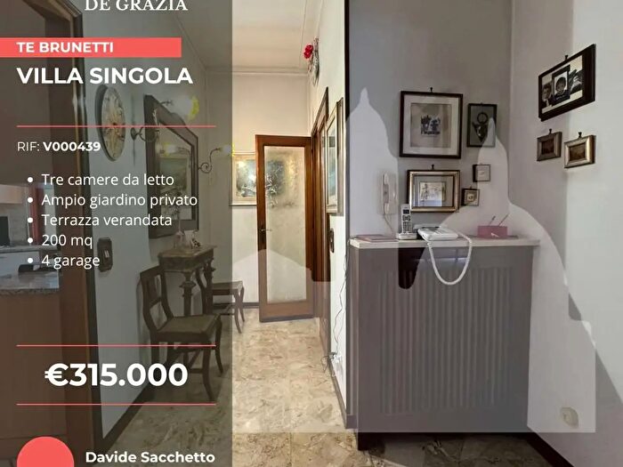 Casa quadrilocale in vendita in Mantova