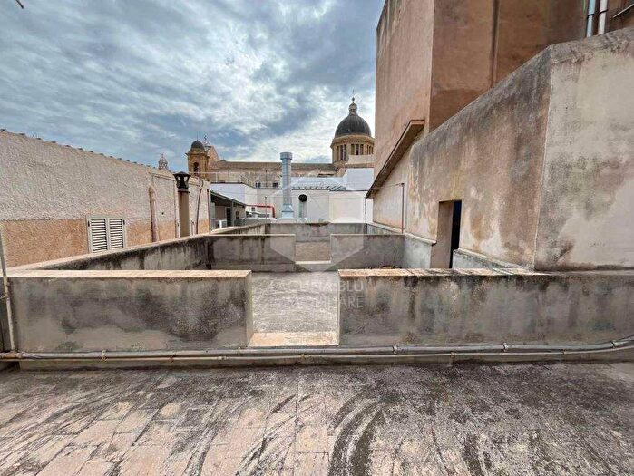 Casa trilocale in vendita in Via Curatolo, Marsala