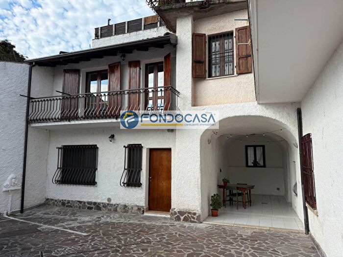 Casa trilocale in vendita in Via Dante Alighieri, Manerba Del Garda