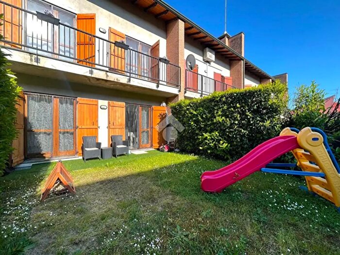 Case in Vendita e in Affitto - 2