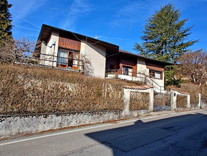 Casa con 6 locali in vendita in Via Boffalora, Alta Valle Intelvi