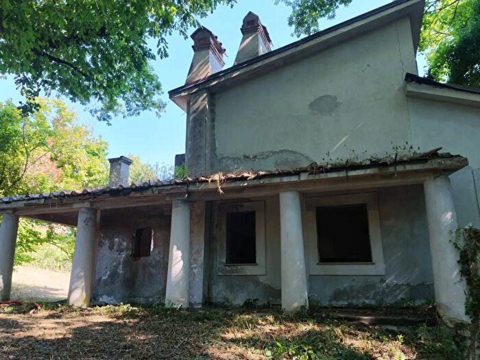 Casa con 7 locali in vendita in Via Sirio, Rignano Flaminio