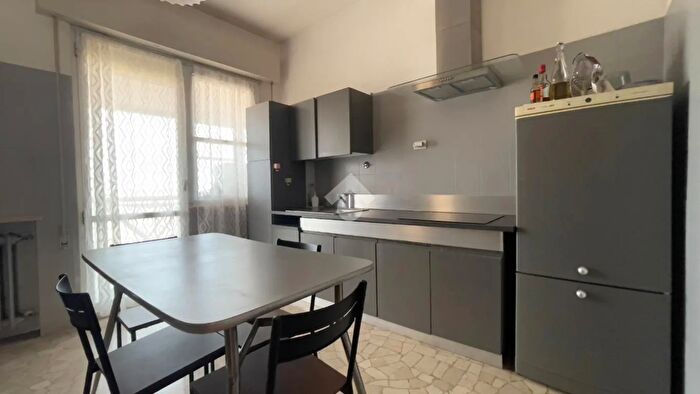 Appartamento con 5 locali in vendita in Via Bastioni Meridionali, Rimini