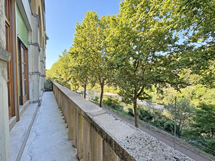 Appartamento con 5 locali in vendita in Via Marzotto Vittorio Emanuele, Valdagno