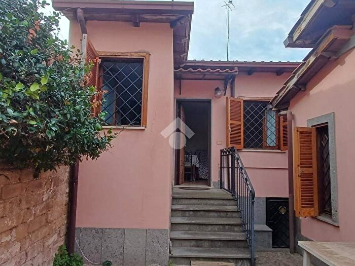 Appartamento bilocale in affitto in Via Appia Pignatelli, Quarto Miglio, Roma